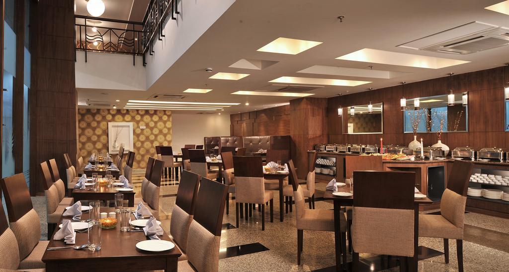 Comfort Inn Tulip Heights Bathinda Exterior foto